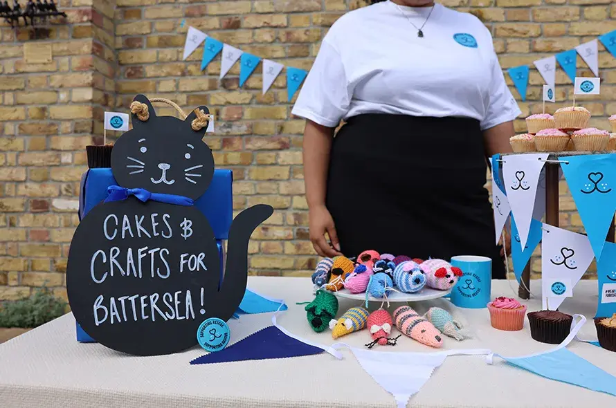 An arts and crafts bake sale